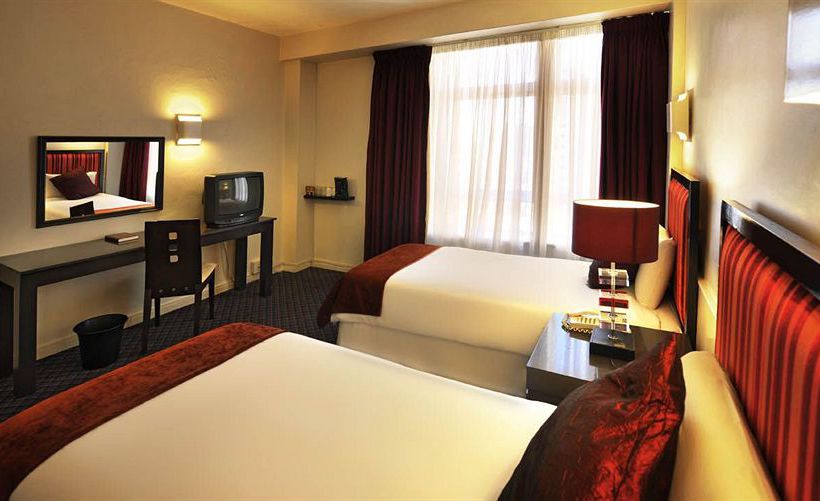 The Tulip Hotel & Conference Centre 6