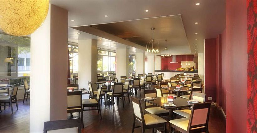 The Tulip Hotel & Conference Centre 7