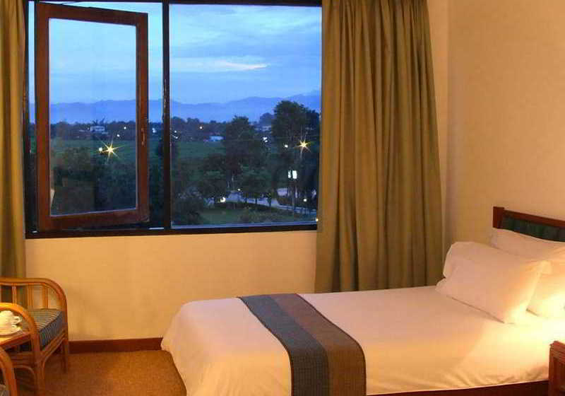 Hotel Central Mae Sot Hill 17