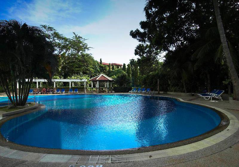 Hotel Waterfront Suites Phuket by Centara 15