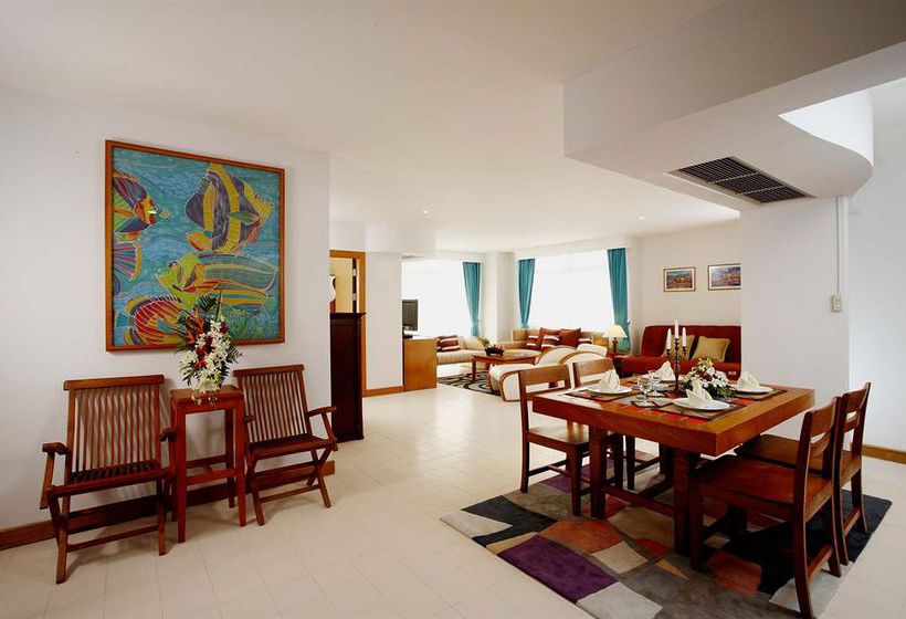 Hotel Waterfront Suites Phuket by Centara 7