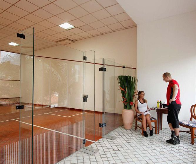 Hotel Waterfront Suites Phuket by Centara 9