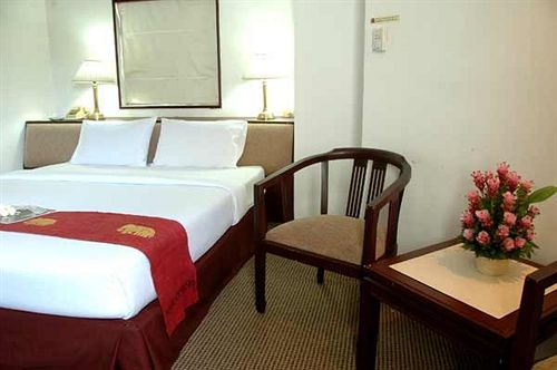 Holiday Garden & Resort 14