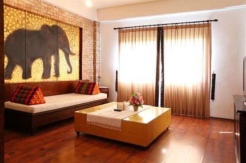 Holiday Garden & Resort 3