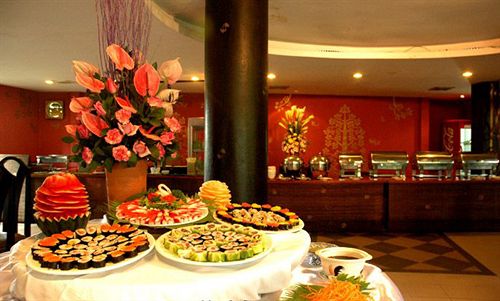 Holiday Garden & Resort 5