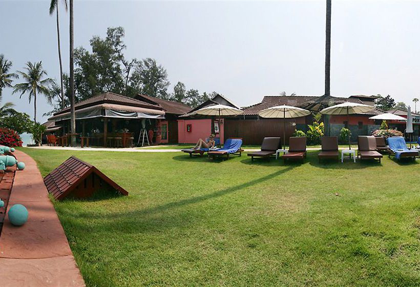 Hotel Imperial Boat House Beach Resort 13