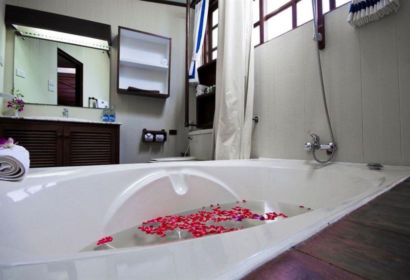 Hotel Imperial Boat House Beach Resort 15