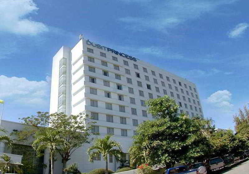 The Imperial Hotel and Convention Centre Korat 8