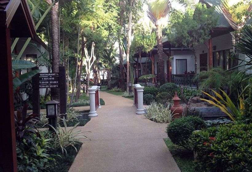 Banana Fan Sea Resort 1