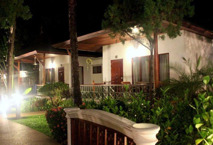 Banana Fan Sea Resort 17