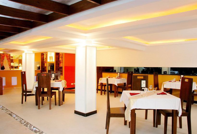 Resort Club Bamboo 13