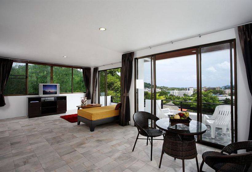 Resort Club Bamboo 16