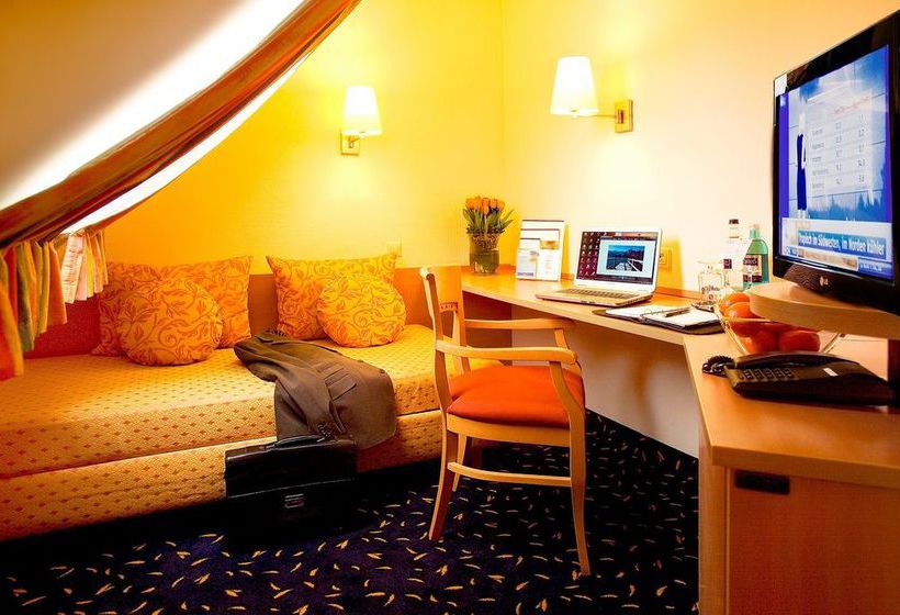 Favored Hotel Plaza Frankfurt 5