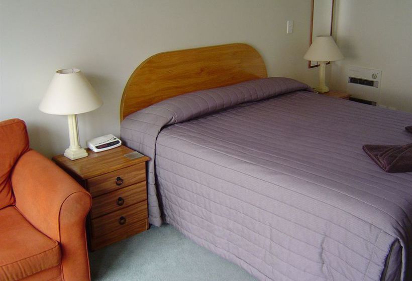 Asure Bush Inn Court Motel 10