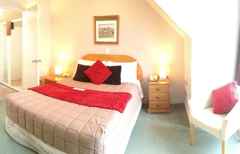 Asure Bush Inn Court Motel 20