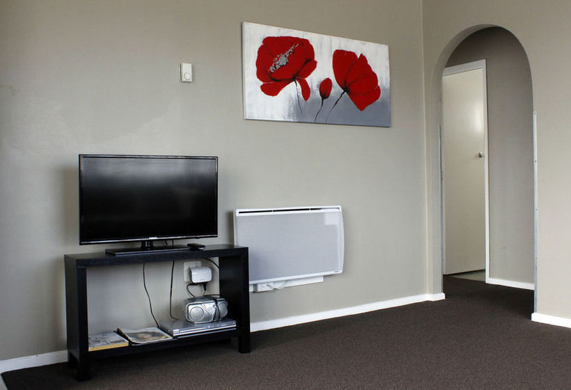 Best Western Colonial Motel 13