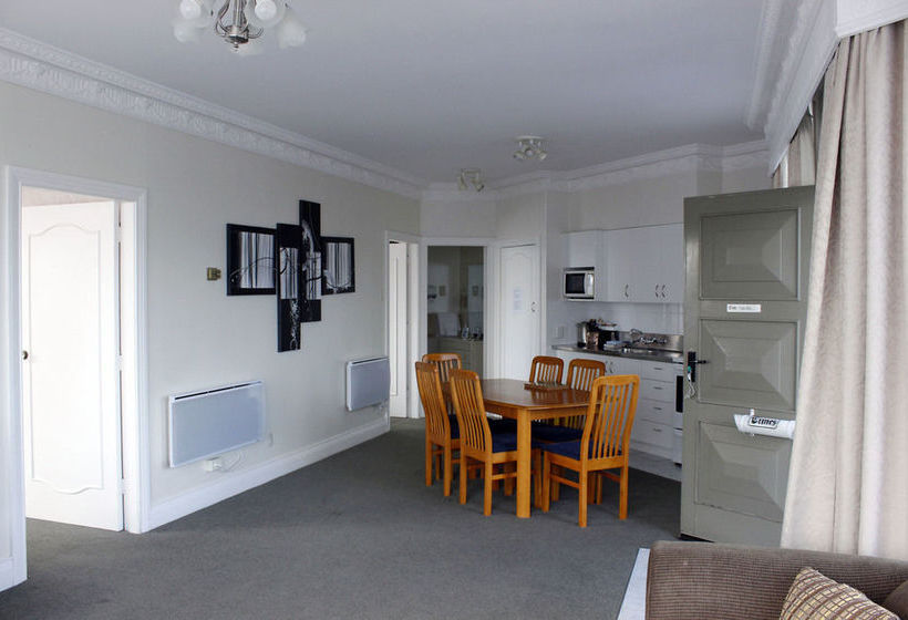 Best Western Colonial Motel 5