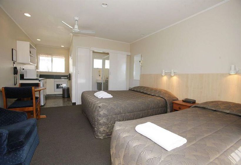 Asure Fountain Resort Motel 5