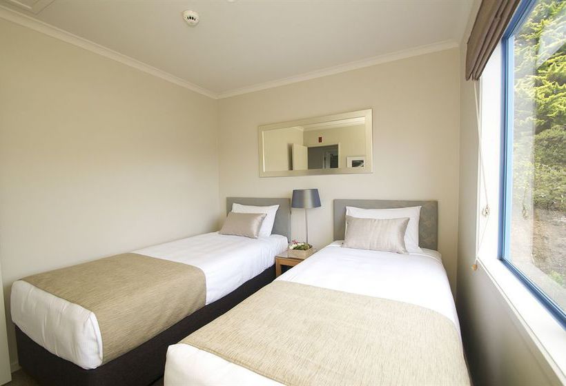 Blue Pacific Quality Apartments 20