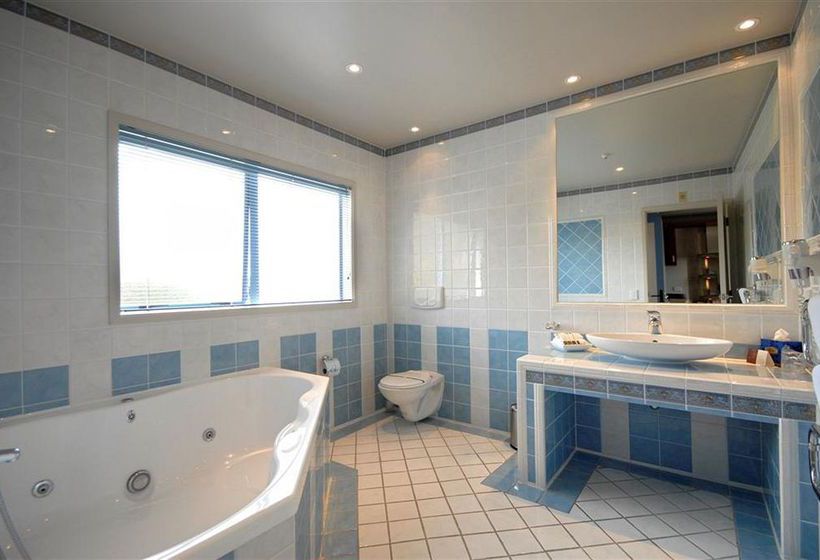 Blue Pacific Quality Apartments 4