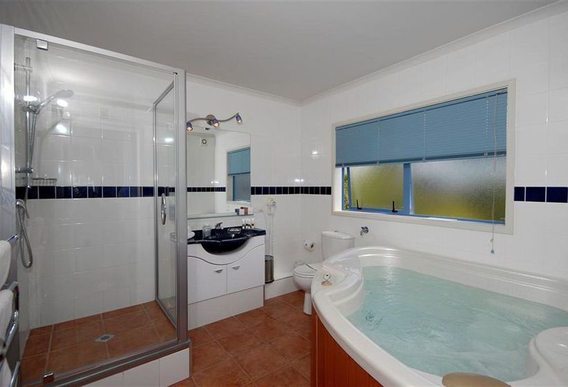 Blue Pacific Quality Apartments 5