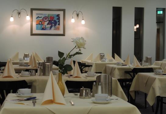 Best Western Hotel Im Forum Muelheim 18