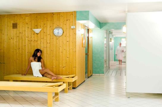 Mercure Hotel Greifswald Am Gorzberg 20