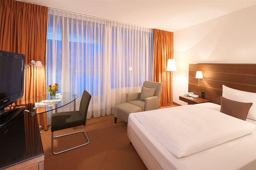Hotel Dorint An der Kongresshalle 11