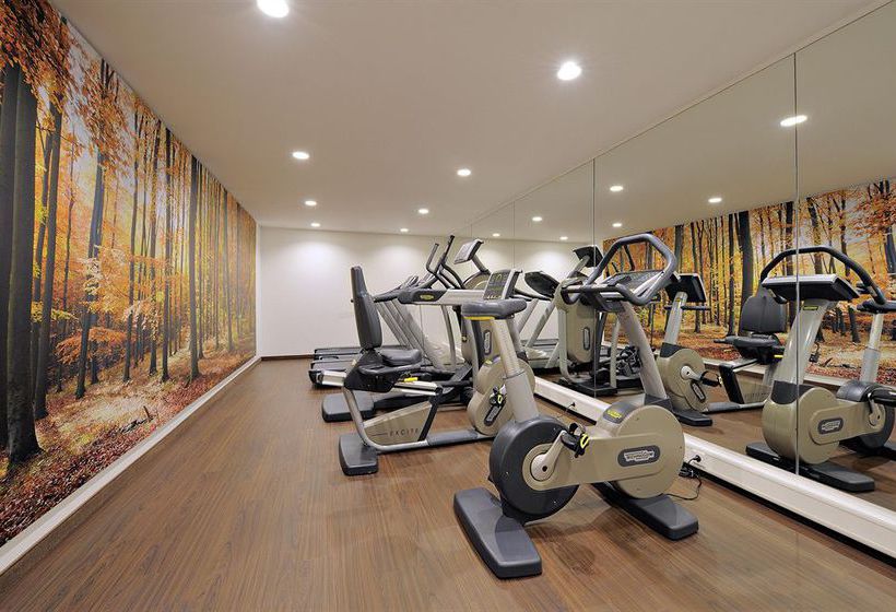 Hotel Radisson Blu Scandinavia Dusseldorf 10