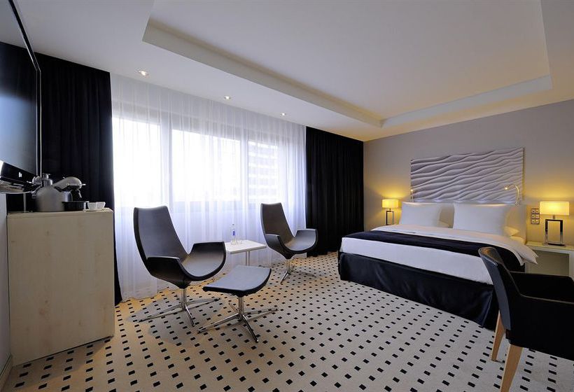 Hotel Radisson Blu Scandinavia Dusseldorf 3