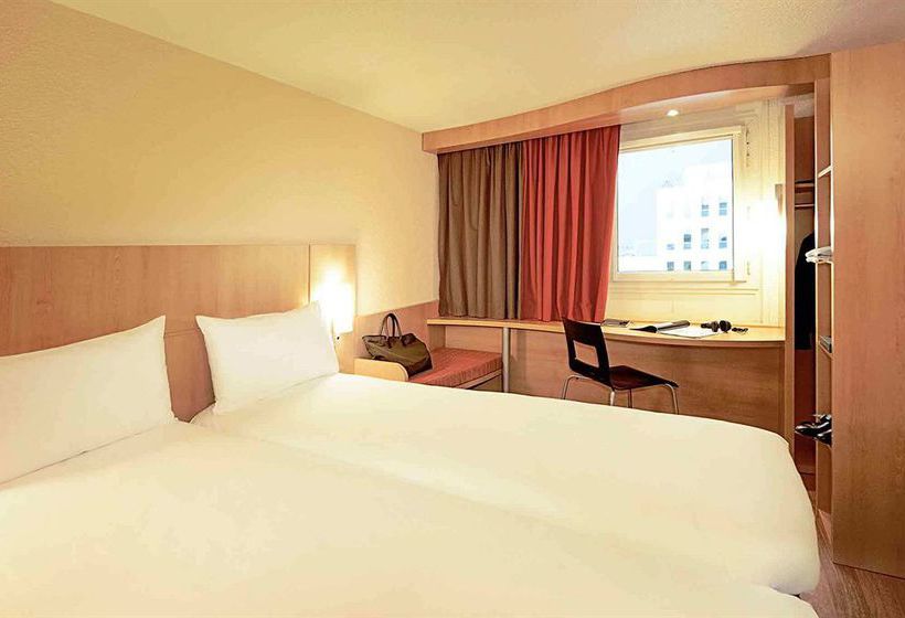 Hotel Ibis Stuttgart City 10