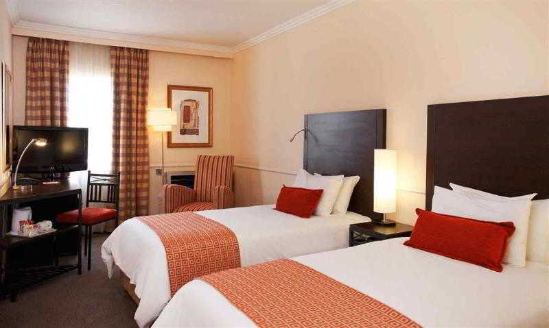 Mercure Johannesburg Midrand Hotel 2