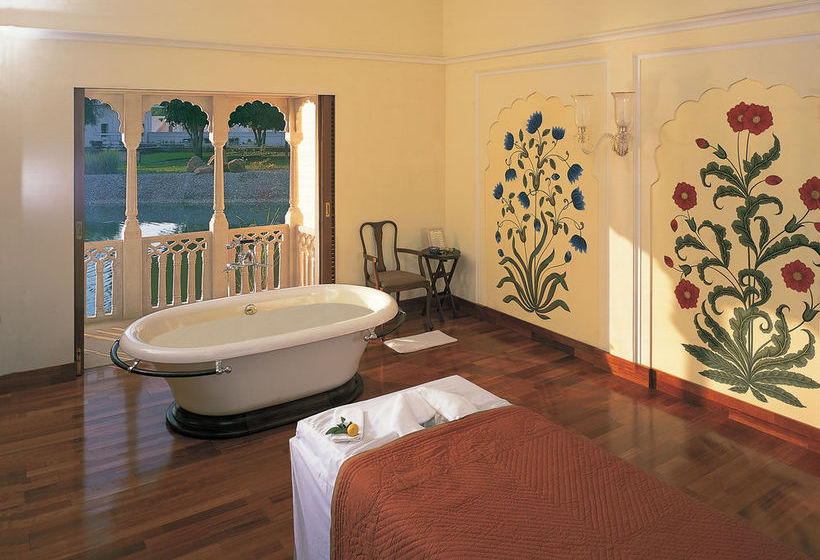 Hotel Oberoi Vanyavilas 18