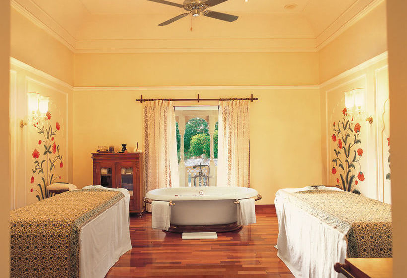 Hotel Oberoi Vanyavilas 9