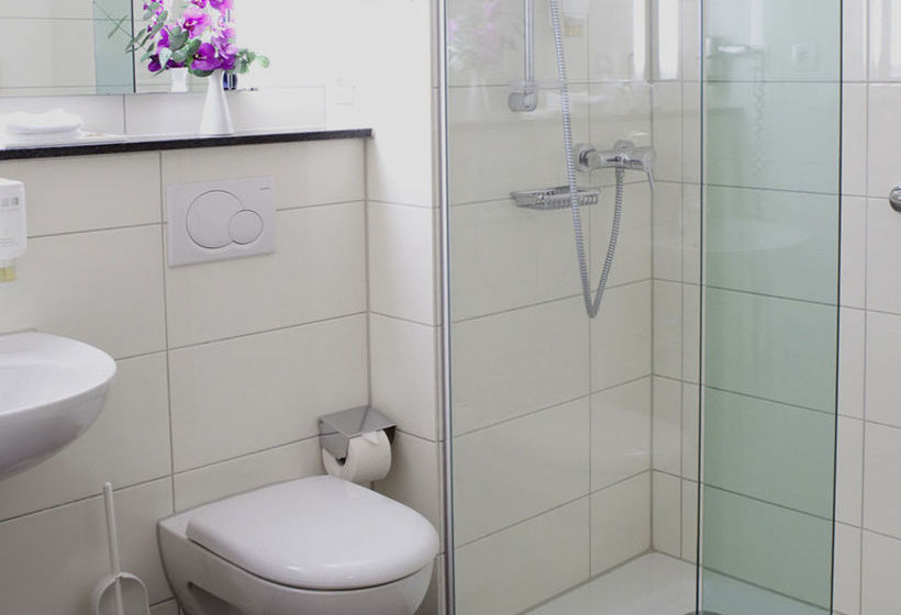 Quality Hotel Bielefeld 8