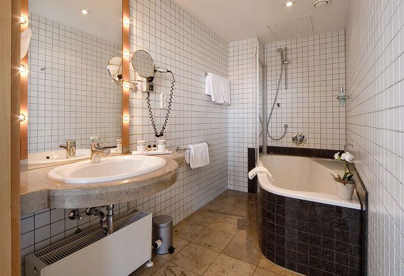 Quality Hotel Theresientor 8