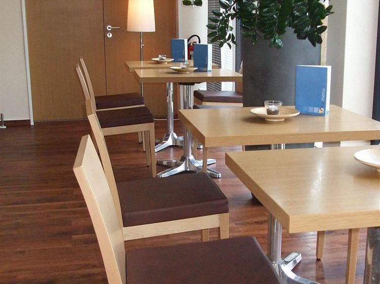 Hotel Holiday Inn Express Dortmund 4