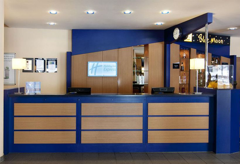 Hotel Holiday Inn Express Dortmund 9