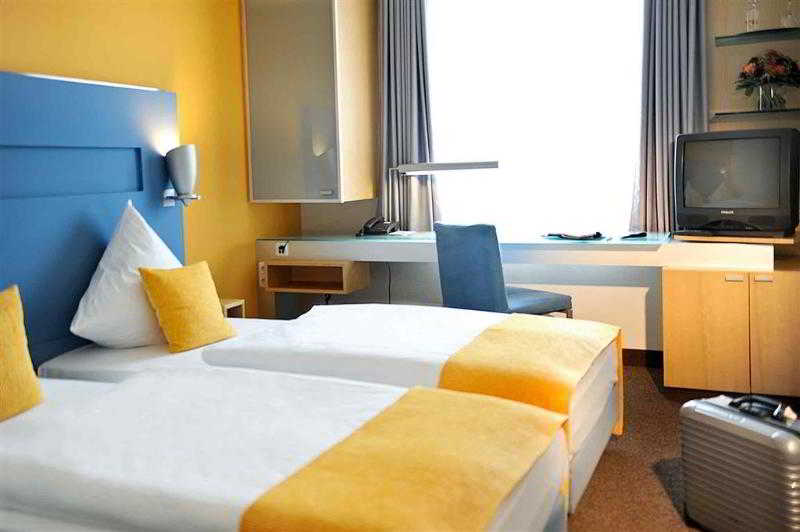 Hotel Mercure Duesseldorf City Nord 12