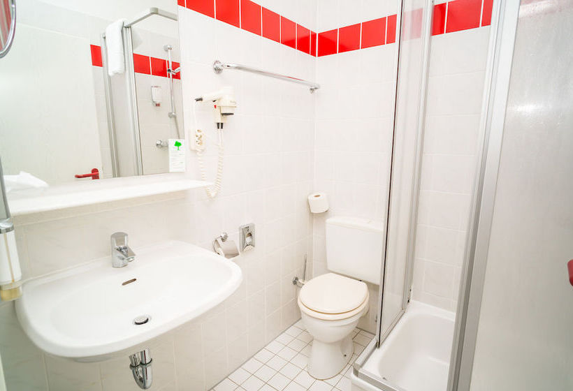 FrankAir Star Hotel Frankfurt Airport 10