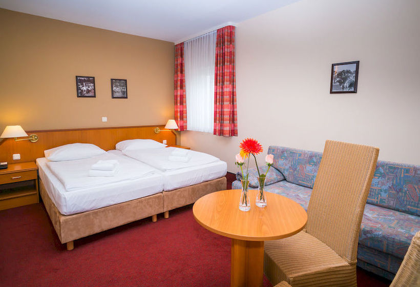 FrankAir Star Hotel Frankfurt Airport 15