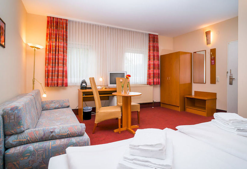 FrankAir Star Hotel Frankfurt Airport 5