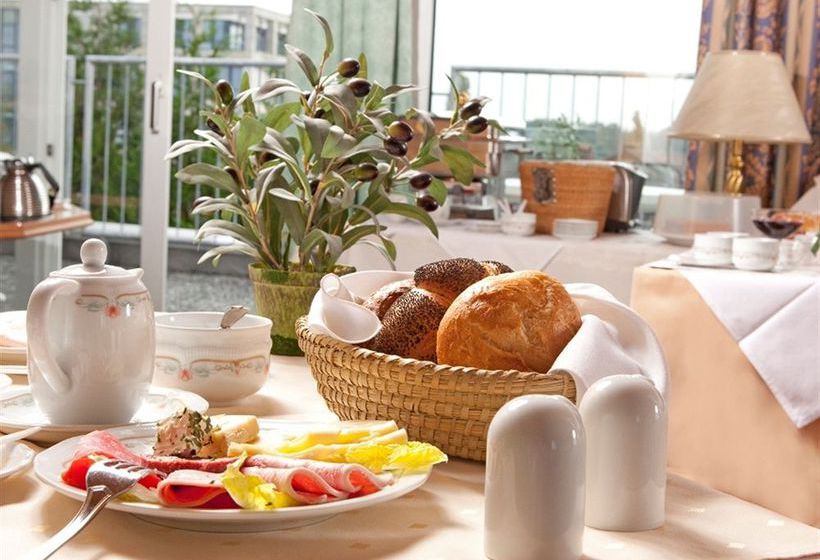 Comfort Hotel Frankfurt Airport 4