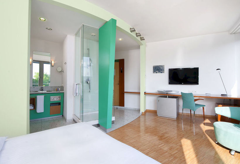 Hotel Innside by Melia München Neue Messe 16