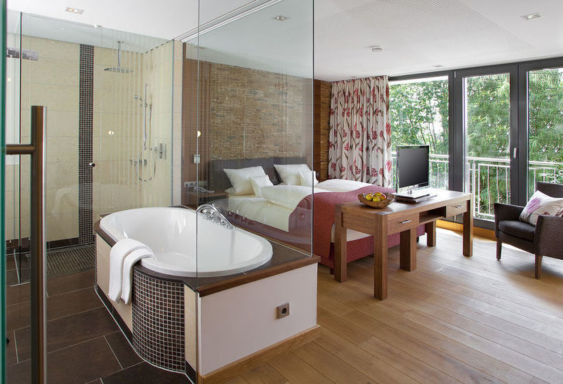 Landidyll Hotel Zum Freden 8