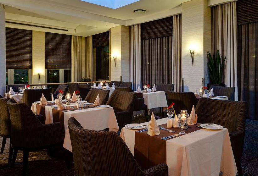 Protea Hotel Wanderers 8