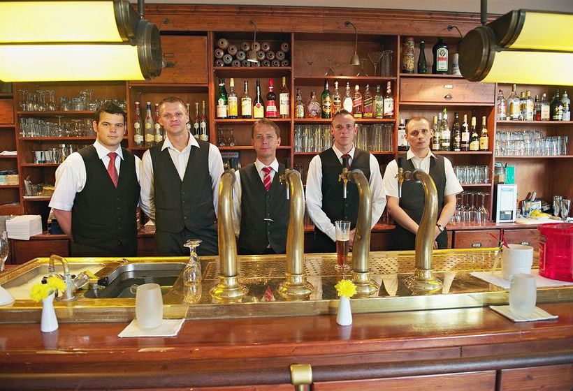 Romantik Hotel Kaufmannshof 8