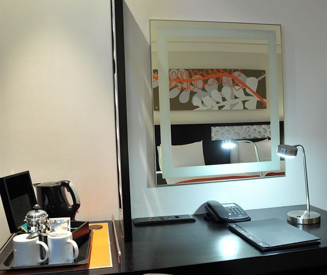 Hotel Three Cities Inn on the Square Greenmarket Square 11