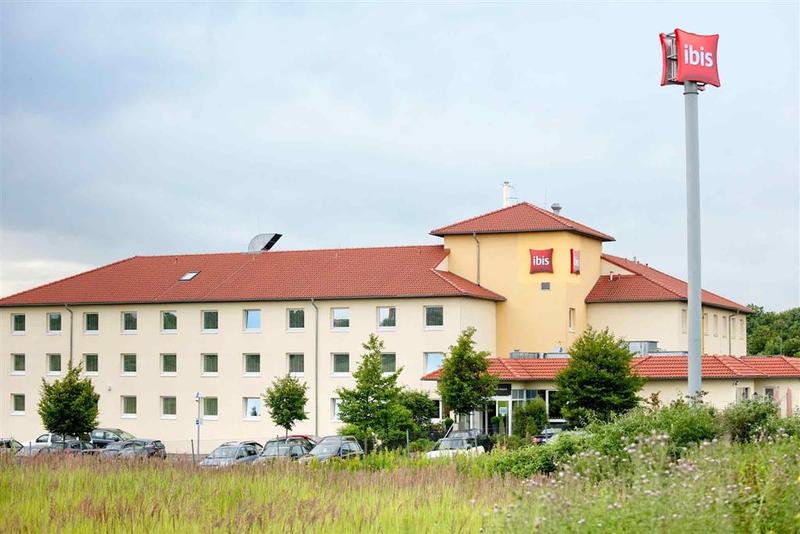 Hotel Ibis Koeln Airport 7