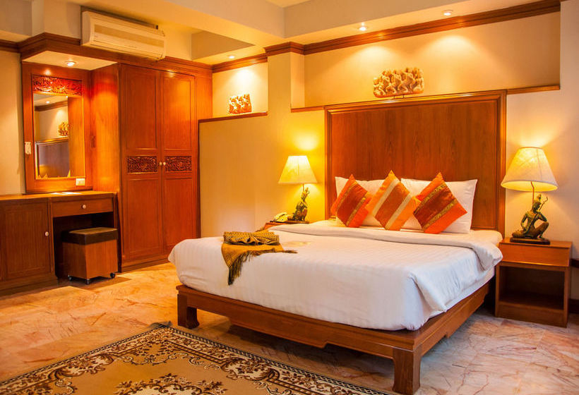 The Fair House Beach Resort & Hotel 10